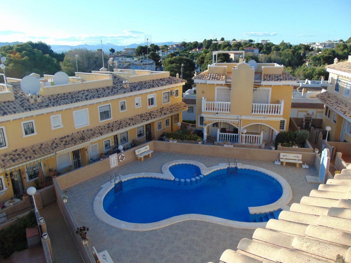 2 Bedroom Algorfa Townhouse With Pool Castillo de Montemar Exterior photo